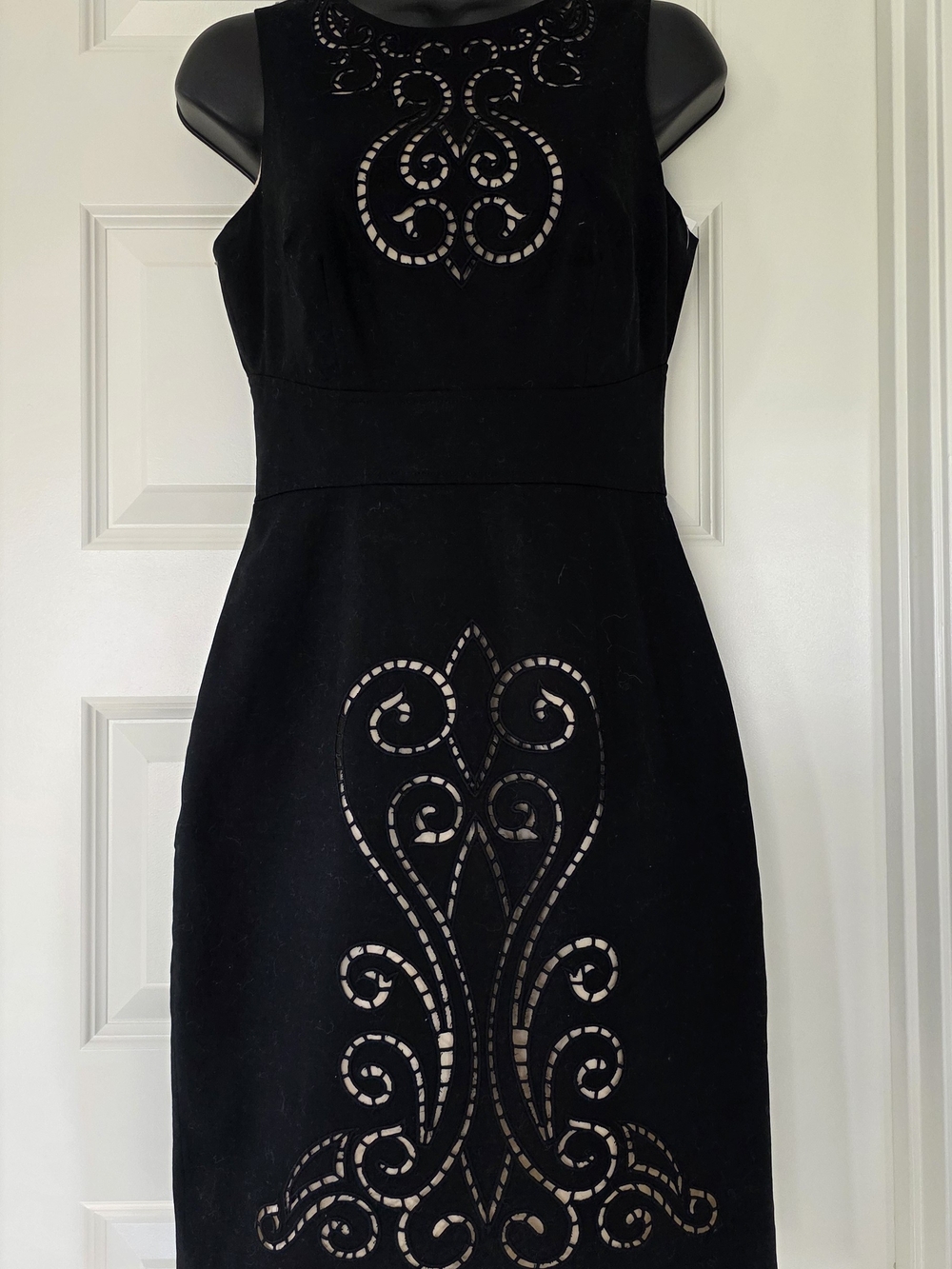 Maggy London Black Sleeveless Midi Dress with Laser-Cut Scroll Details